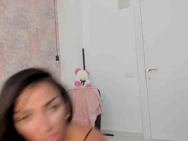 Erikabeee1 webcam