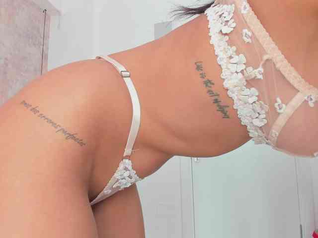 Erikabeee1 webcam