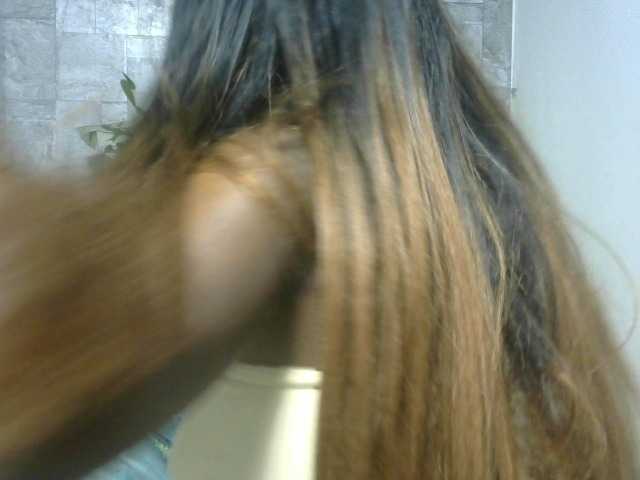 Maha19x's BongaCams show and profile