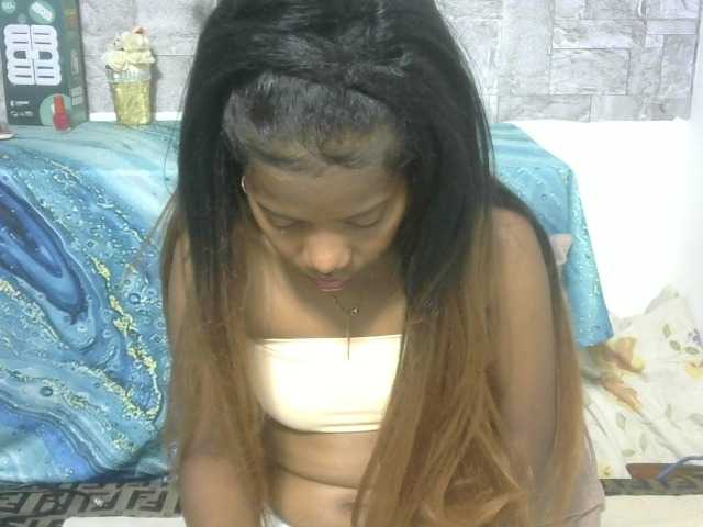 Maha19x's BongaCams show and profile