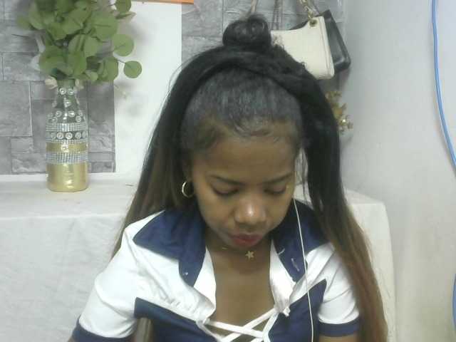 Maha19x's BongaCams show and profile