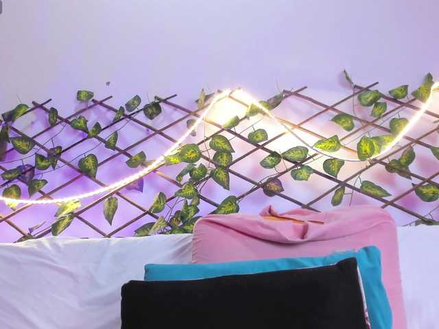 HaleyAmaya live cam on UnifiedCams