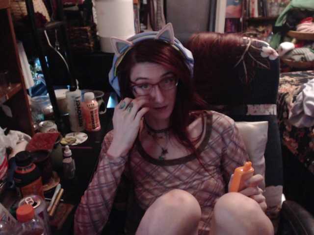 le modèle pussyxpaladin est en webcam porno dans un show sur le site bongacams, il possède les tags suivants: White/Caucasian,Brunette,Shaved