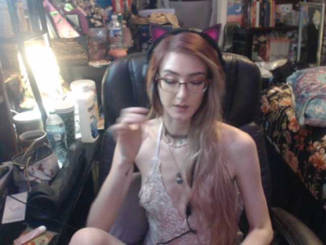 pussyxpaladin live cam on BongaCams