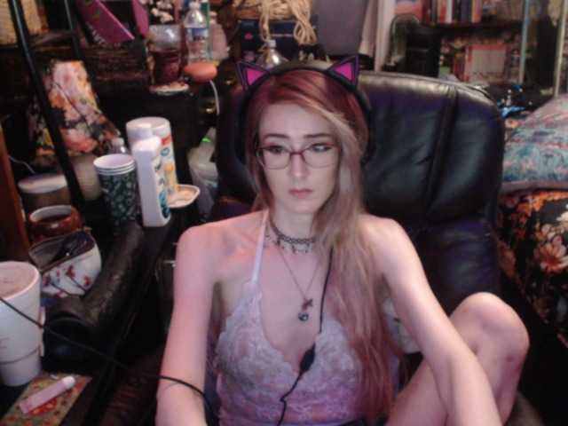 pussyxpaladin live cam on BongaCams