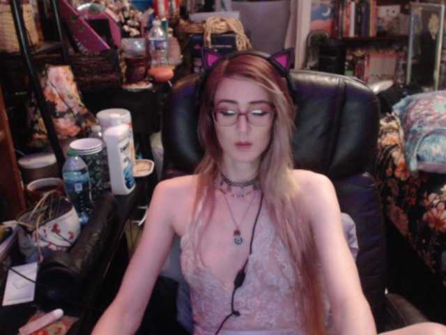 pussyxpaladin live cam on BongaCams