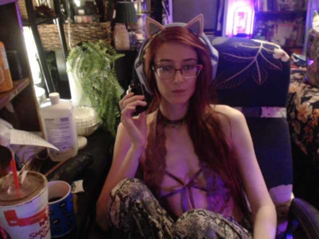 pussyxpaladin live cam on UnifiedCams