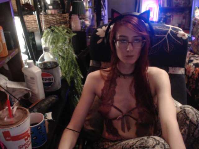 pussyxpaladin live cam on BongaCams