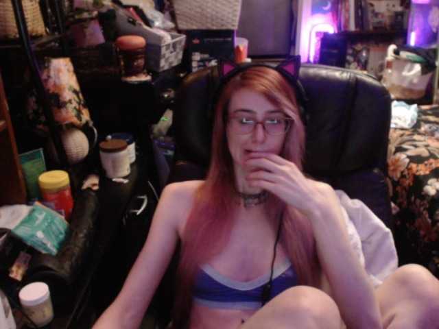 pussyxpaladin live cam on BongaCams