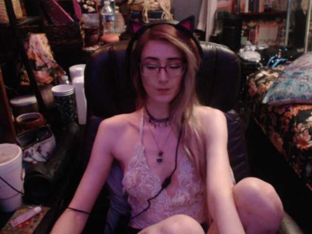 pussyxpaladin live cam on BongaCams