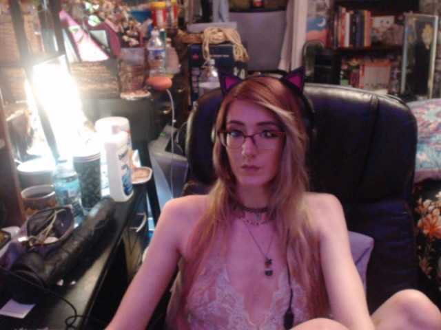 pussyxpaladin live cam on BongaCams