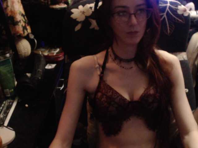 pussyxpaladin live webcam show