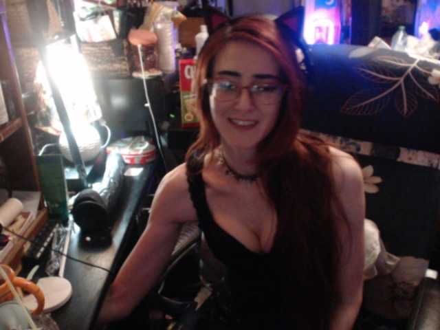 pussyxpaladin live webcam show