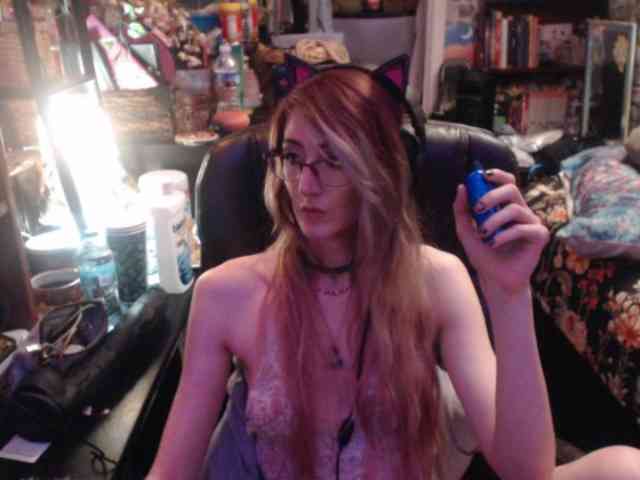 pussyxpaladin webcam