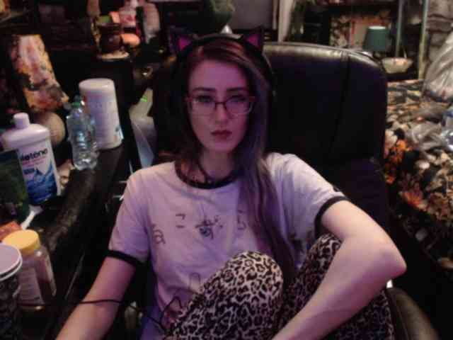 pussyxpaladin webcam