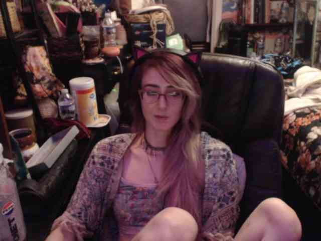 pussyxpaladin webcam