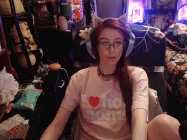 pussyxpaladin webcam
