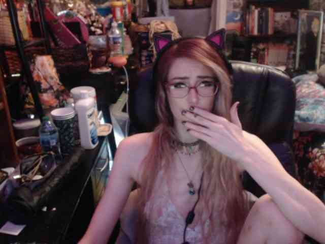 pussyxpaladin webcam