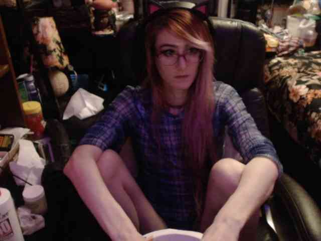 pussyxpaladin's live room