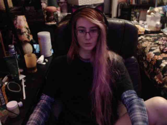 pussyxpaladin webcam