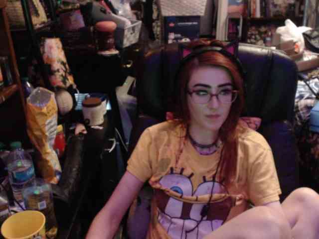 pussyxpaladin webcam