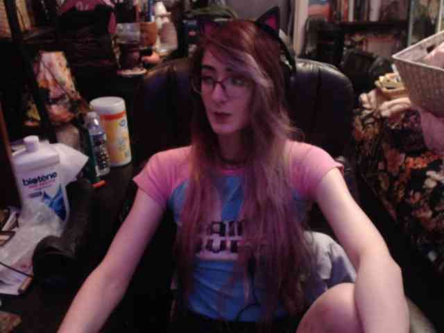pussyxpaladin webcam
