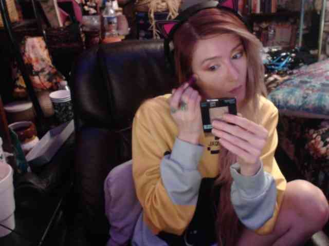 pussyxpaladin webcam