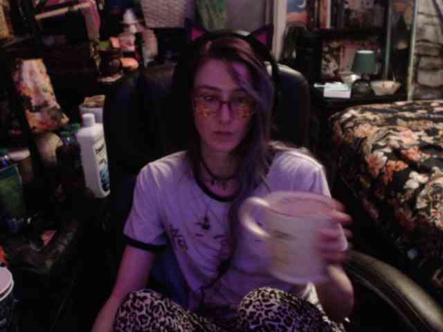 pussyxpaladin webcam