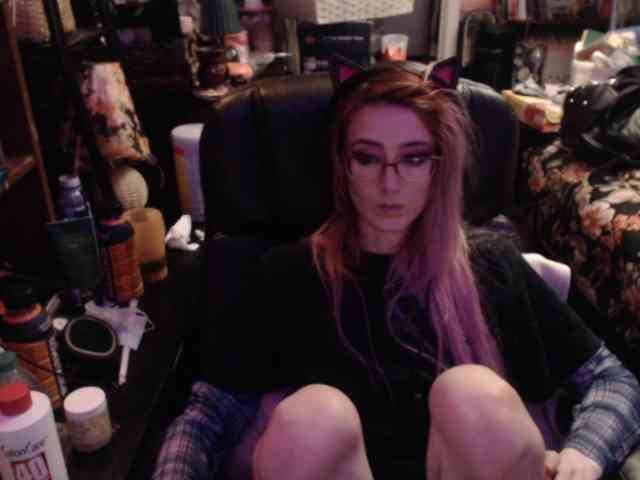 pussyxpaladin webcam