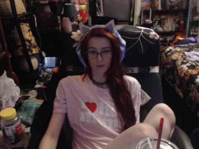 pussyxpaladin webcam