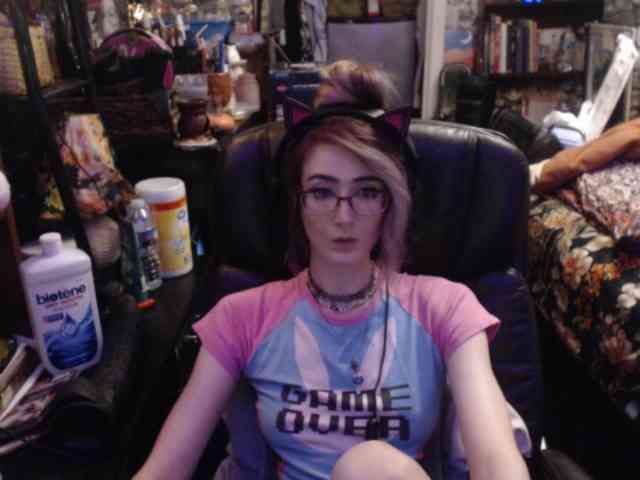 pussyxpaladin webcam