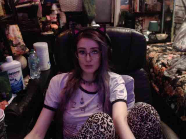 pussyxpaladin webcam