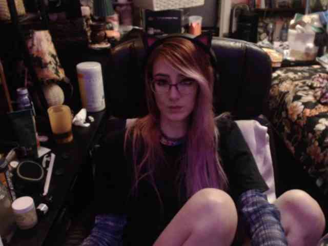 pussyxpaladin webcam