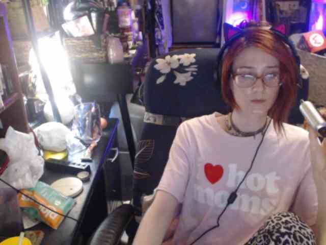pussyxpaladin webcam