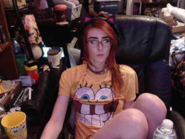 pussyxpaladin's live room