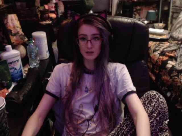 pussyxpaladin webcam