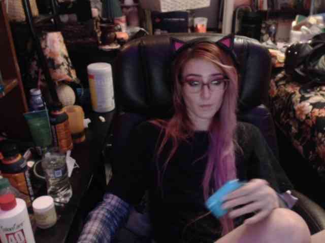 pussyxpaladin webcam
