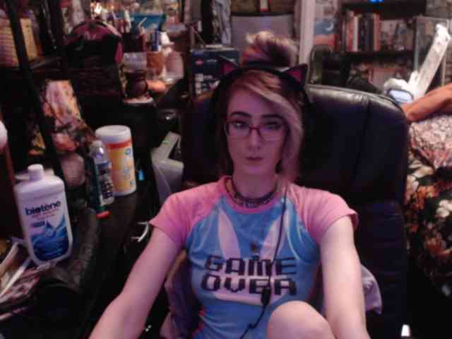 pussyxpaladin webcam