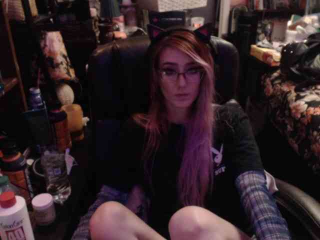pussyxpaladin webcam