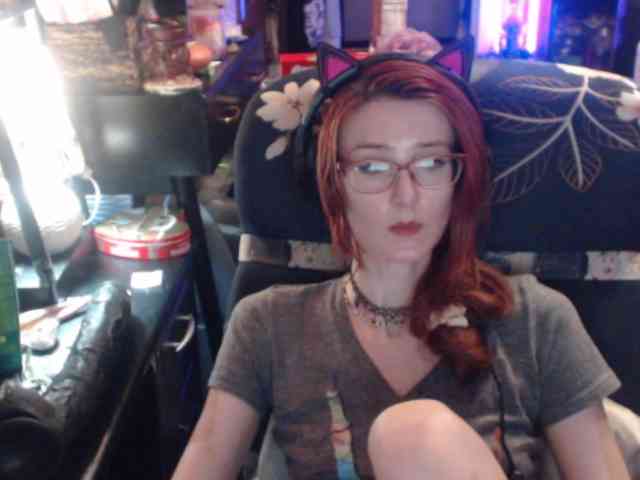 pussyxpaladin webcam