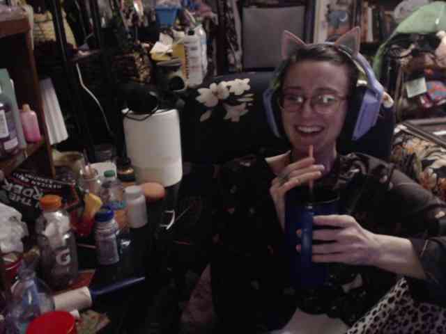 pussyxpaladin webcam