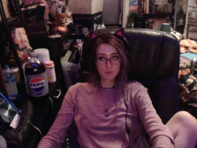 pussyxpaladin webcam