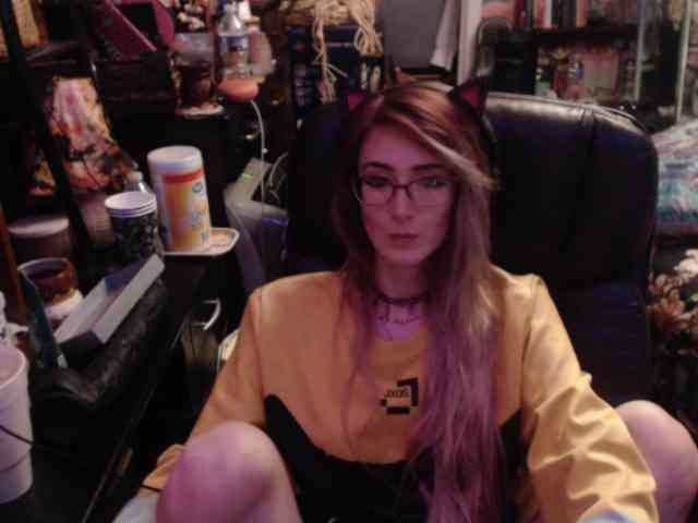 pussyxpaladin webcam