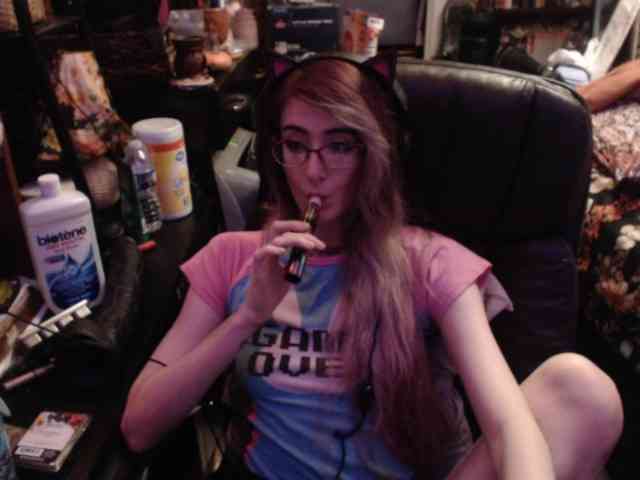 pussyxpaladin webcam