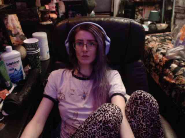 pussyxpaladin webcam