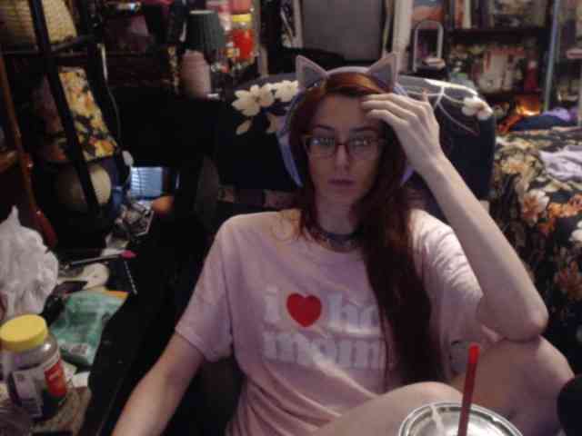 pussyxpaladin webcam