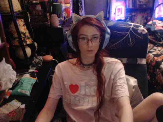 pussyxpaladin webcam