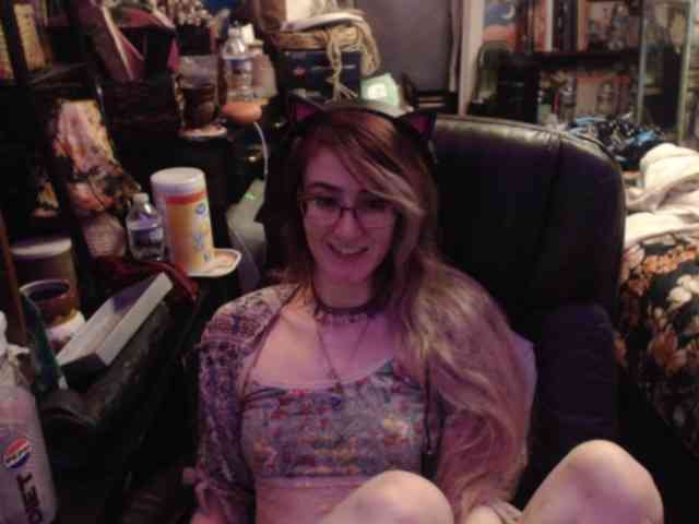 pussyxpaladin webcam