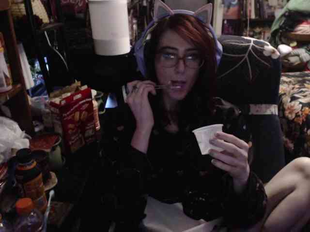 pussyxpaladin webcam