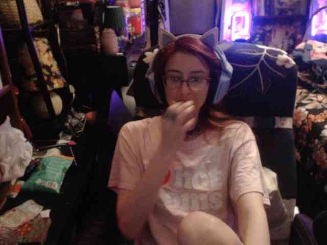 pussyxpaladin webcam